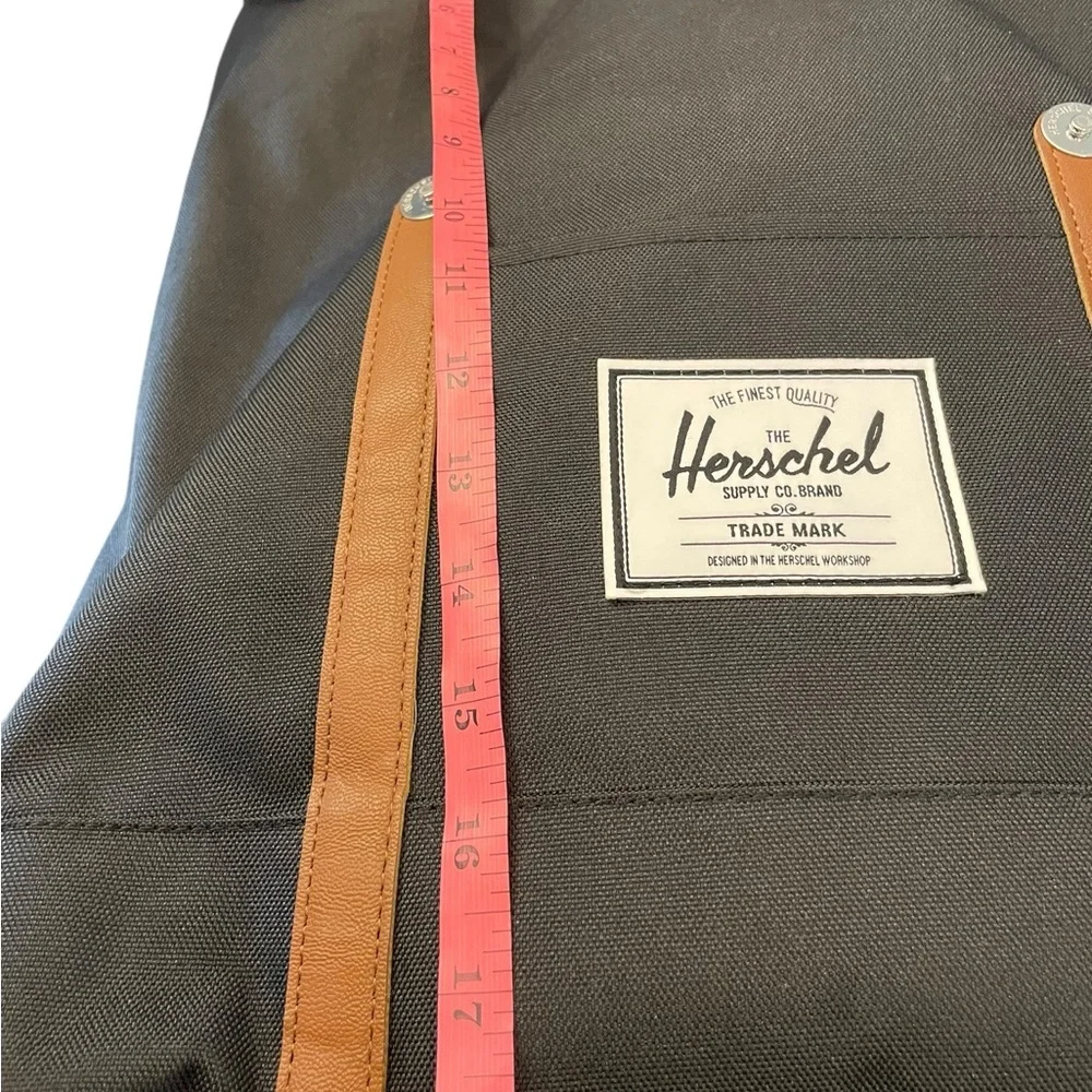 Herschel Supply Co. Retreat Backpack Padded‎ Interior Laptop Sleeve Black Brown